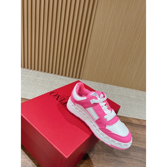 Valentino Sneakers