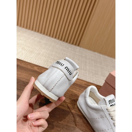 MiuMiu Sneakers