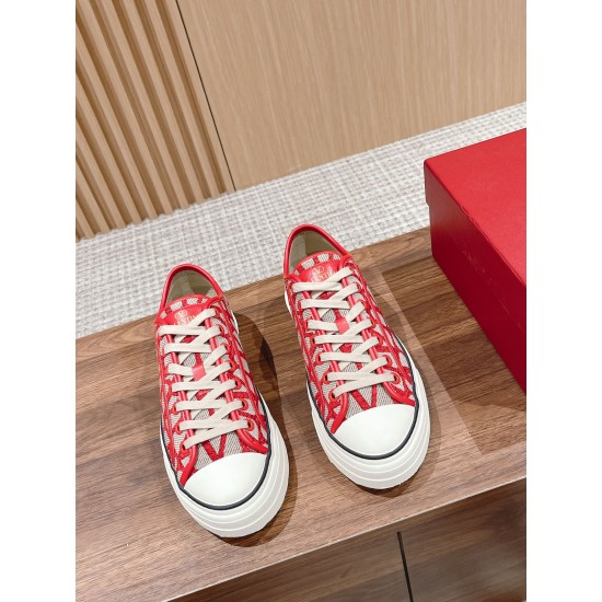 Valentino Sneakers