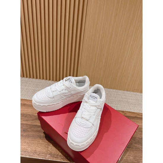 Valentino Sneakers