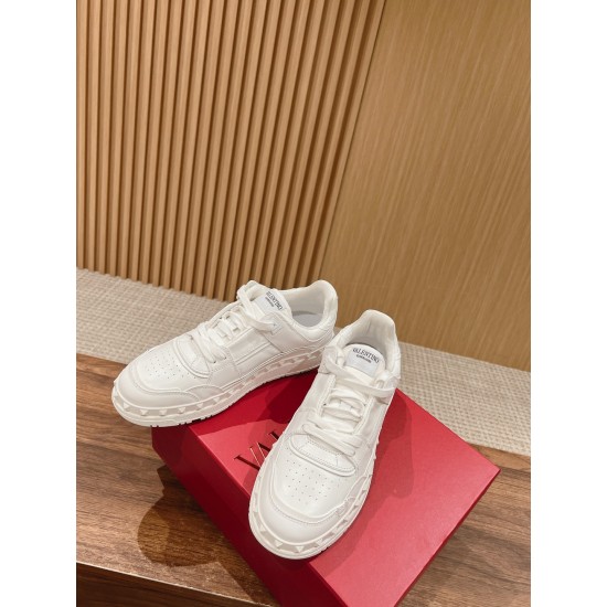 Valentino Sneakers