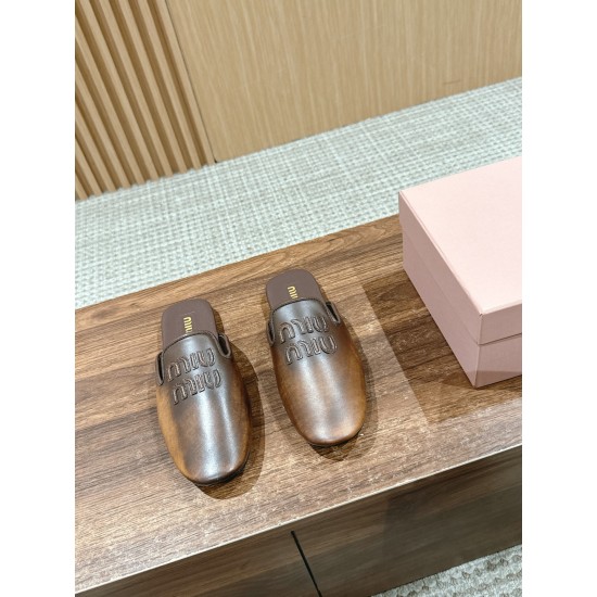 MiuMiu Slippers