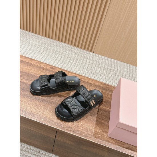 MiuMiu Sandals