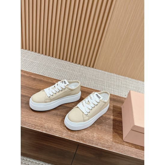 MiuMiu Sneakers