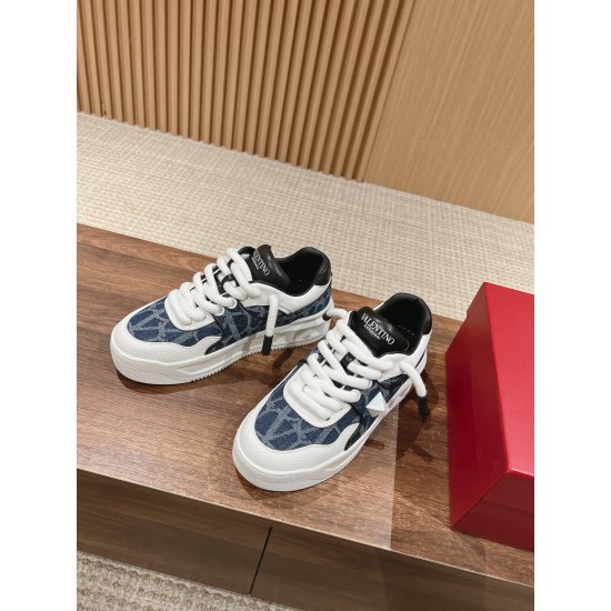 Valentino Sneakers