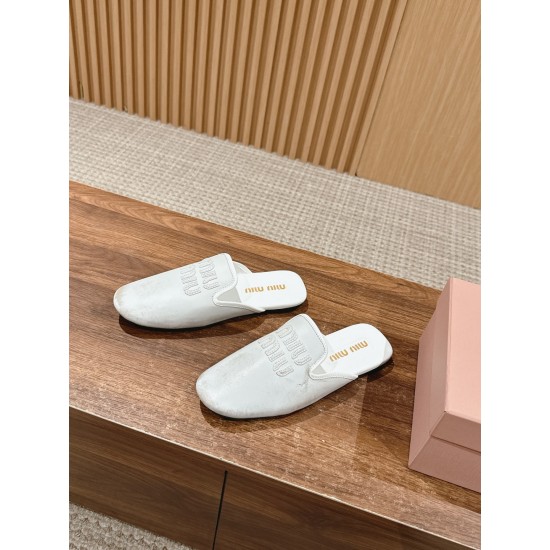 MiuMiu Slippers