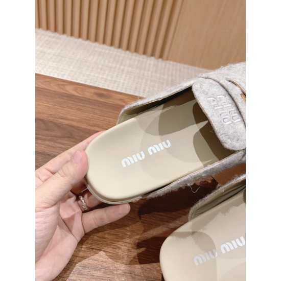 MiuMiu slippers