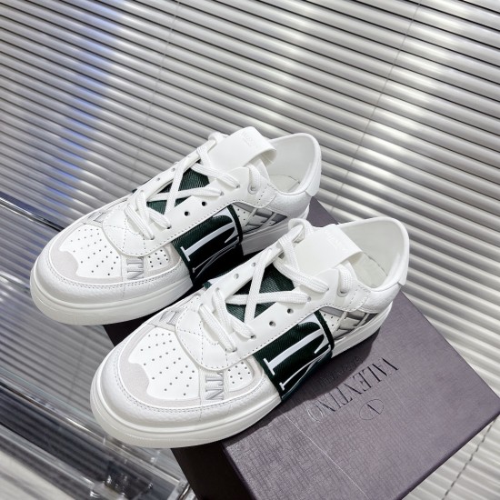 Valentino Sneakers