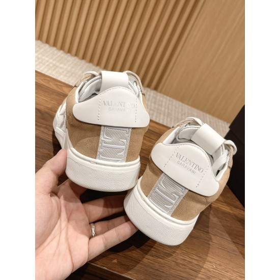 Valentino Sneakers