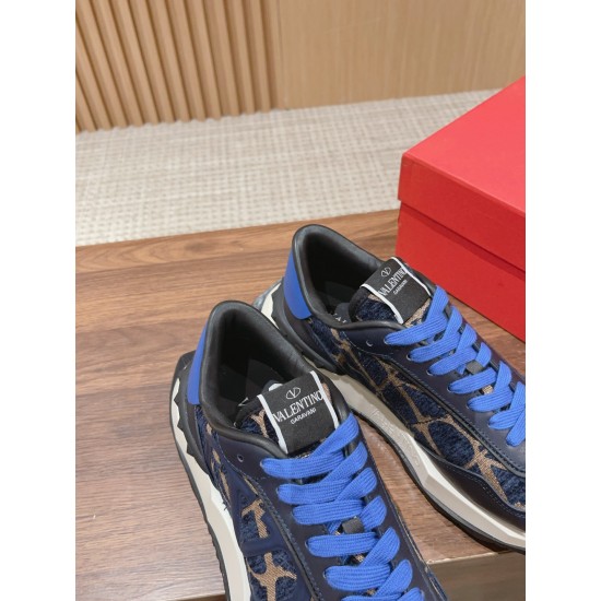 Valentino Sneakers