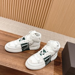 Valentino ONE STUD VL7N Calfskin Lace-Up Sneakers