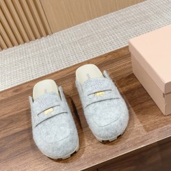 MiuMiu slippers