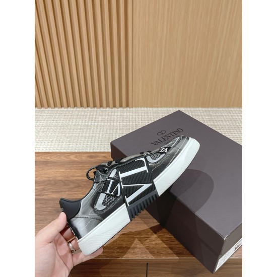 Valentino Sneakers