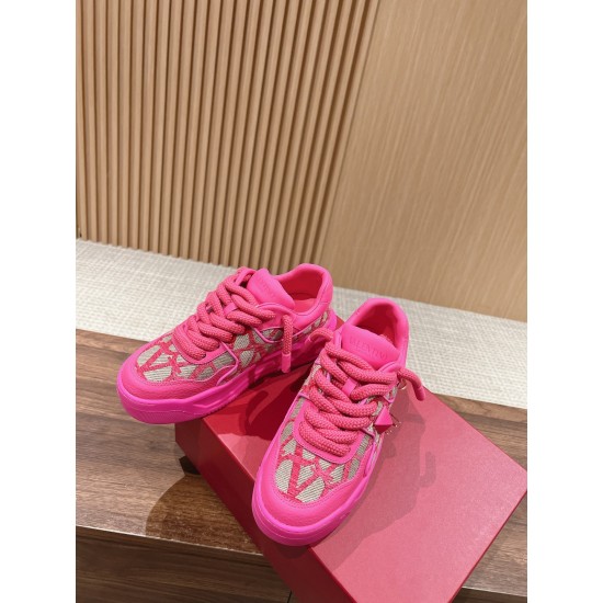 Valentino Sneakers