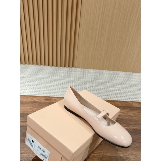 MiuMiu Round Toe Flat Shoes