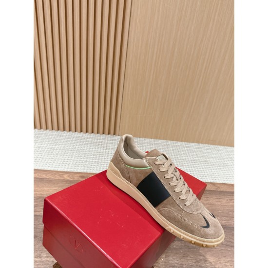 Valentino Sneakers