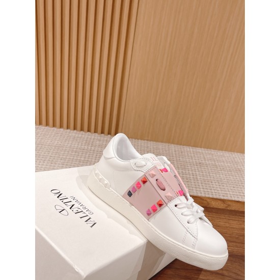 Valentino Sneakers