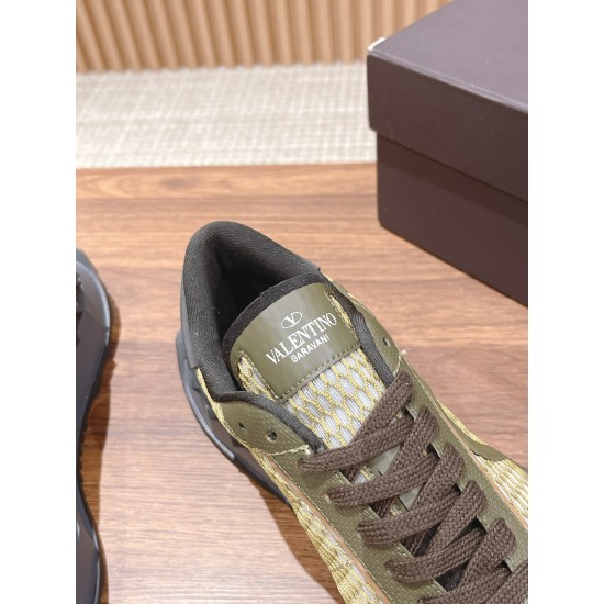 Valentino Sneakers