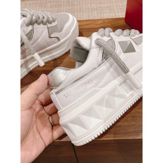 Valentino Sneakers