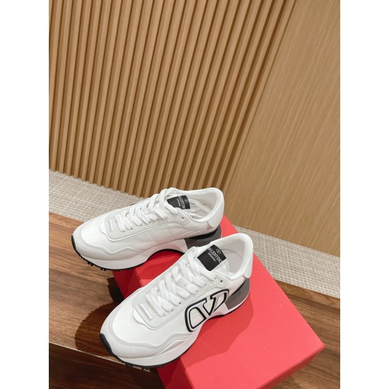 Valentino Sneakers