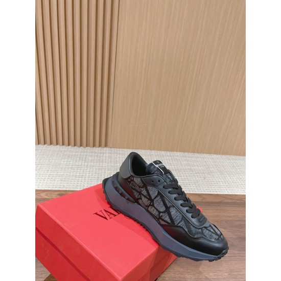 Valentino Sneakers