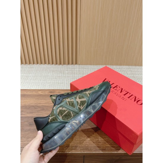 Valentino Sneakers