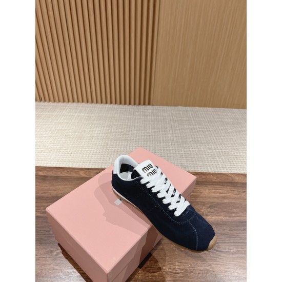 MiuMiu Sneakers