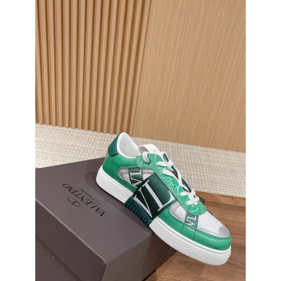 Valentino Sneakers