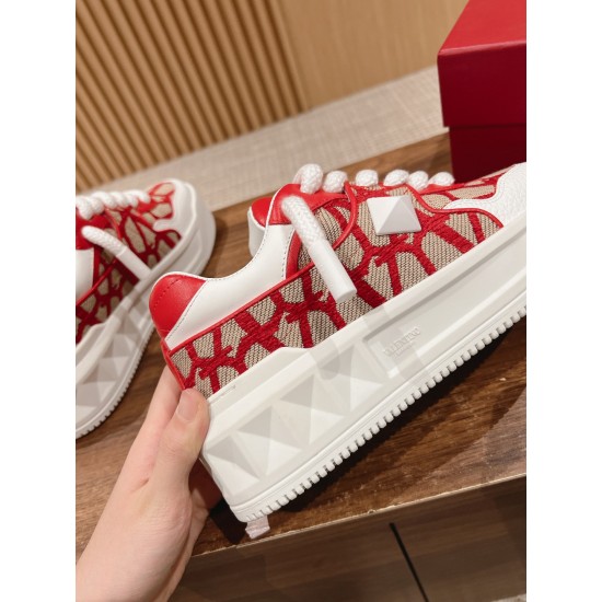 Valentino Sneakers