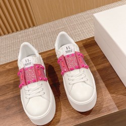 Valentino Sneakers