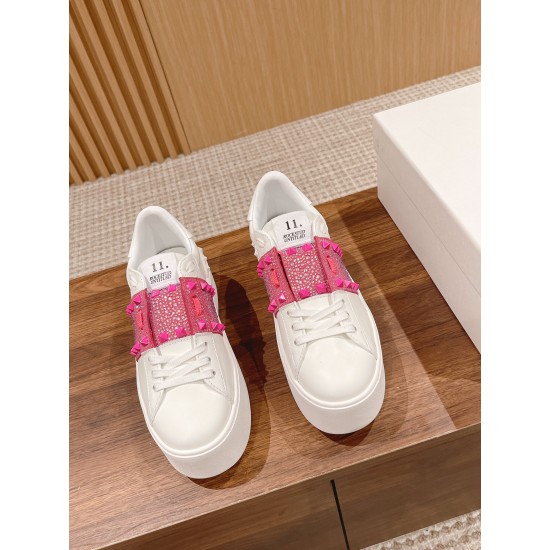 Valentino Sneakers