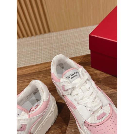 Valentino Sneakers