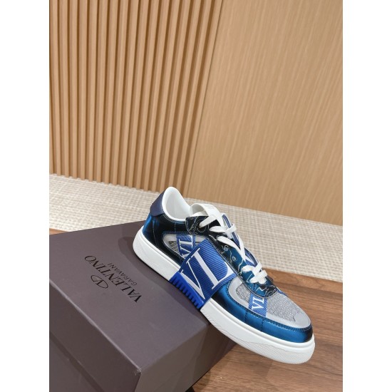 Valentino Sneakers