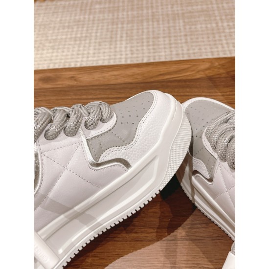 Valentino Sneakers