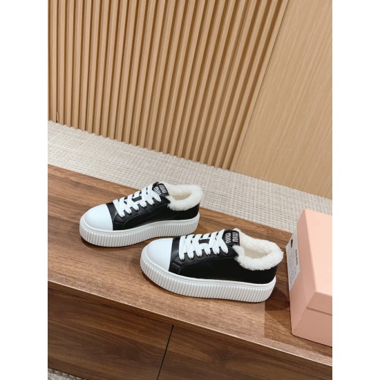 MiuMiu Sneakers