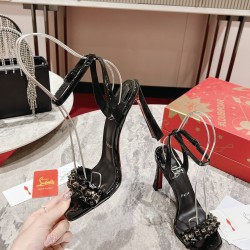 CL  Sandals