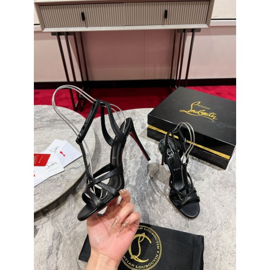 CL  Sandals