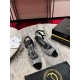 CL  Sandals