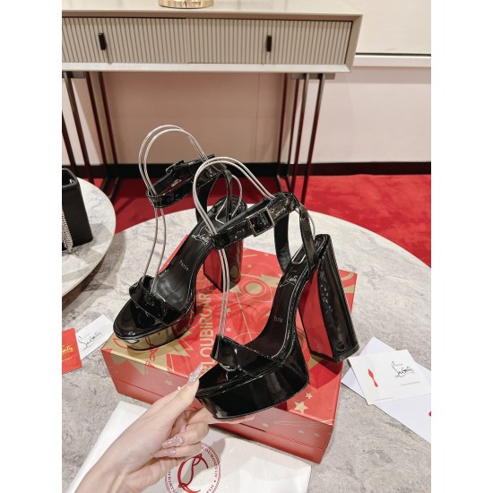 CL  Sandals