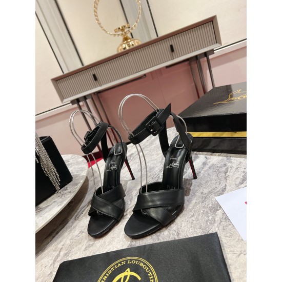 CL  Sandals