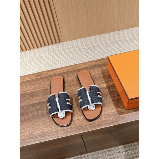 Hermes Slippers