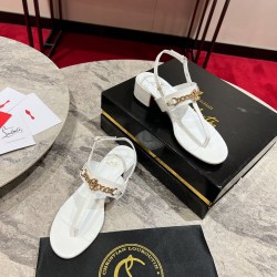 CL Sandals & slides