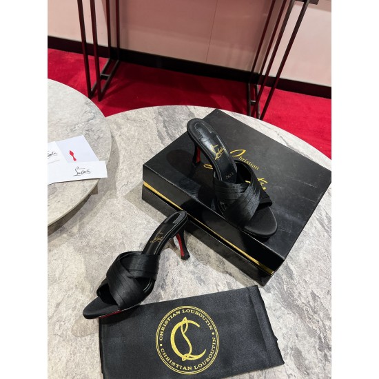 CL Slippers