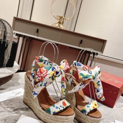 CL  Sandals