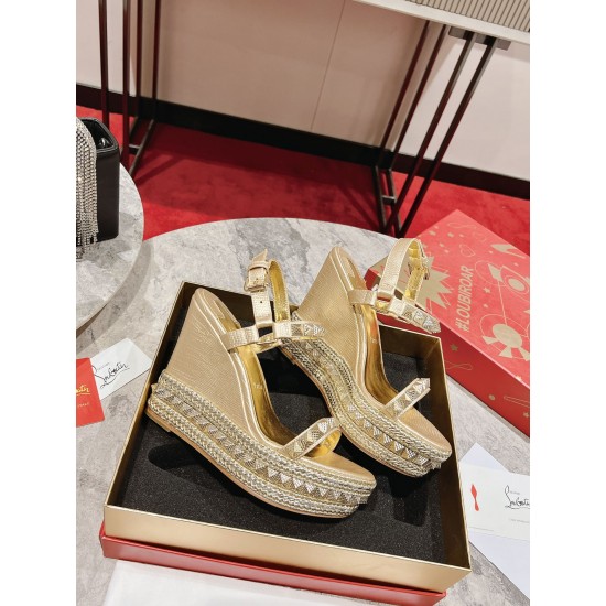 CL  Sandals