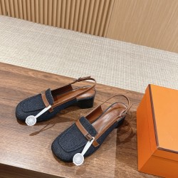 Hermes Iota mule