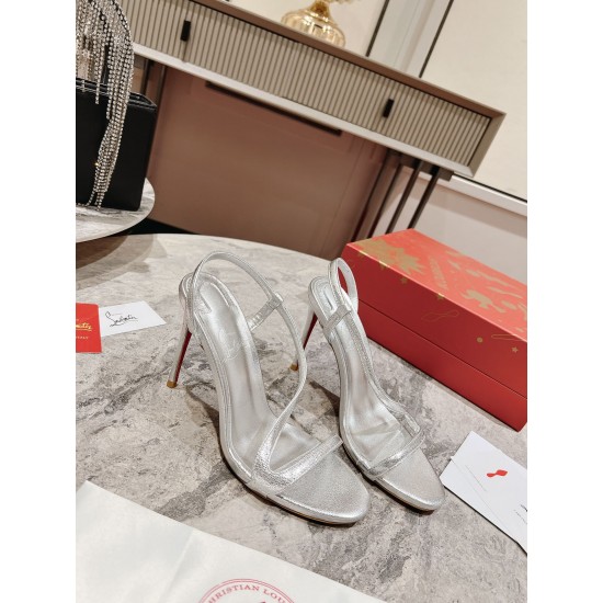 CL  Sandals