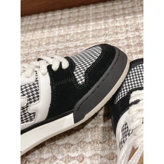 Fendi Sneakers