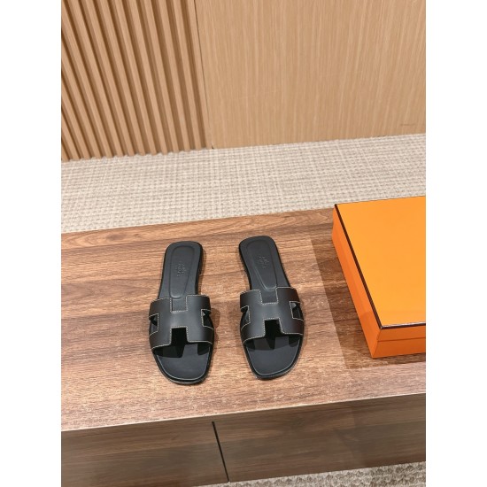 Hermes Slippers