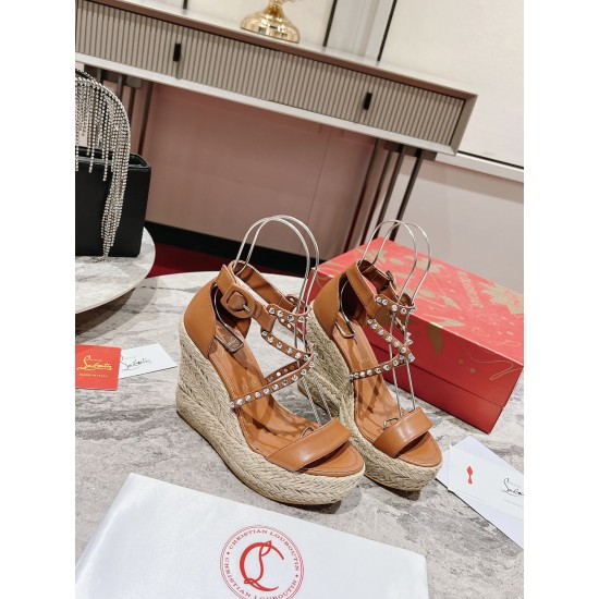 CL  Sandals